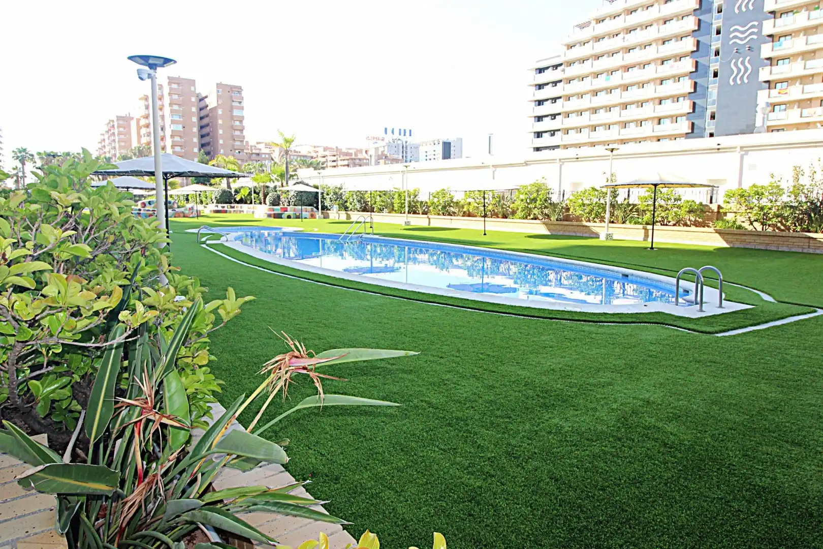 Piscina de Apartament en venda en Oropesa del Mar / Orpesa amb Jardí privat, Terrassa i Traster