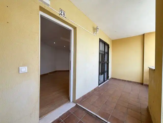 Casa adosada en venta en Badajoz con Terraza, Trastero y Balcón