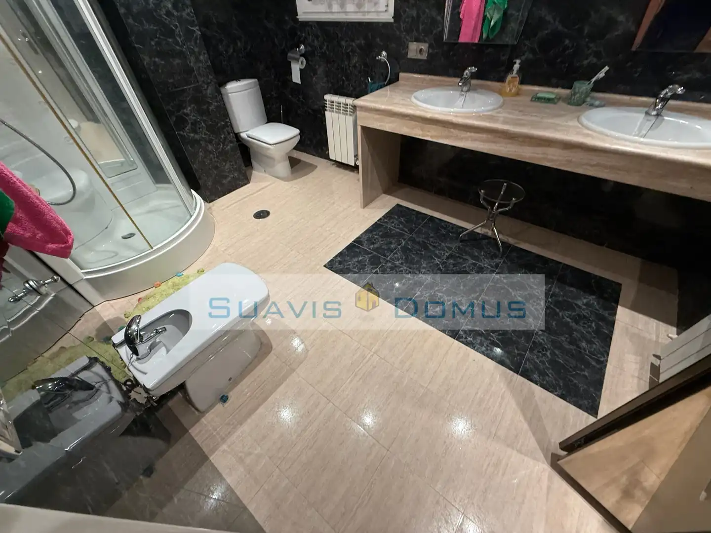 Baño de Casa o chalet en venta en Roales con Calefacción, Jardín privado y Terraza