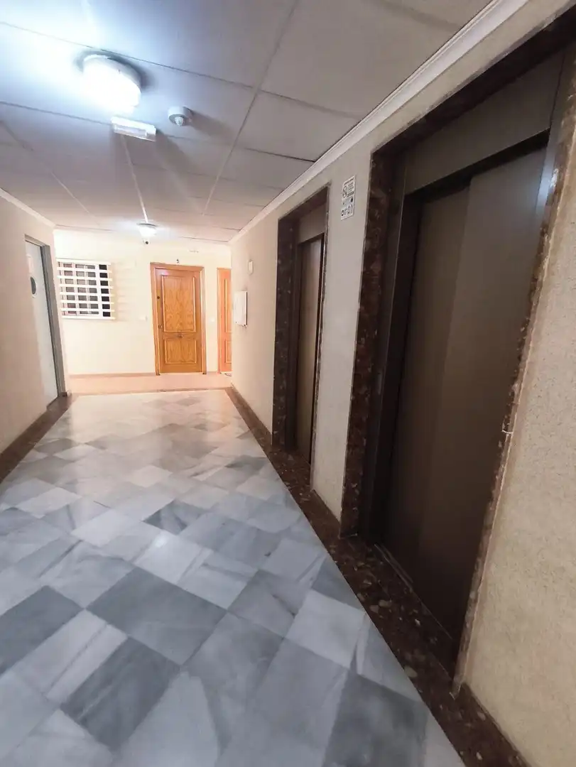 Piso en venta en Torrevieja con Piscina comunitaria