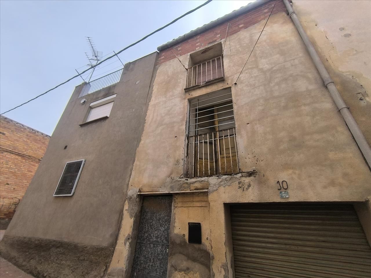Vista exterior de Casa o xalet en venda en Albesa amb Terrassa