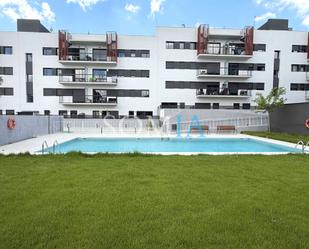 Swimming pool of Flat to rent in Llinars del Vallès  with Heating, Parquet flooring and Oven