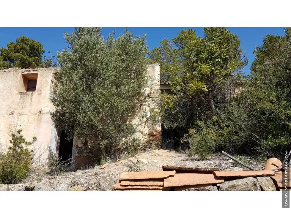 Finca rústica en venda en Vilanova d'Alcolea