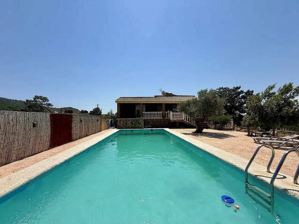 Piscina de Casa o chalet en venta en Villena con Aire acondicionado