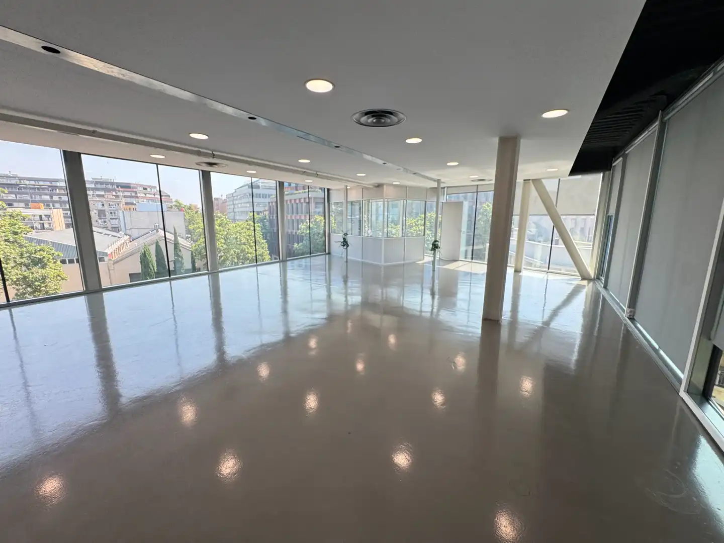Oficina de lloguer en Barcelona amb Aire condicionat