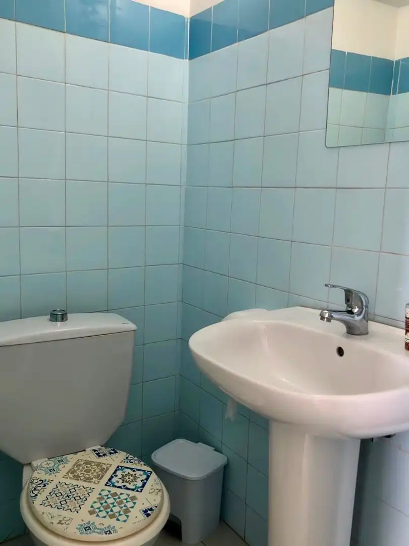 Bathroom of Commercial properties for rent in Candelaria