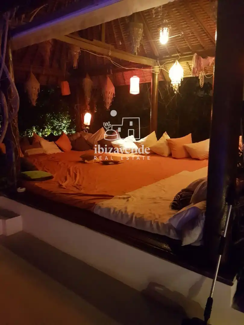 Houses for sale in Santa Eulària des Riu  with Air Conditioner, Private garden and Terrace