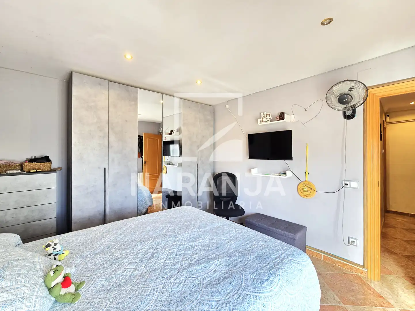 Schlafzimmer von Wohnung zum Verkauf in Santa Coloma de Gramenet mit Balkon