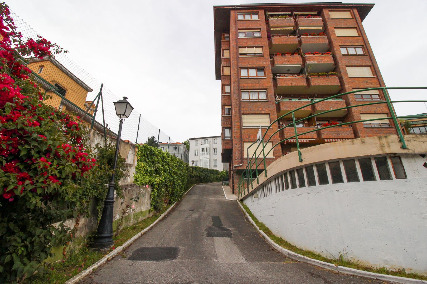 Vista exterior de Pis en venda en Santander amb Calefacció, Terrassa i Traster