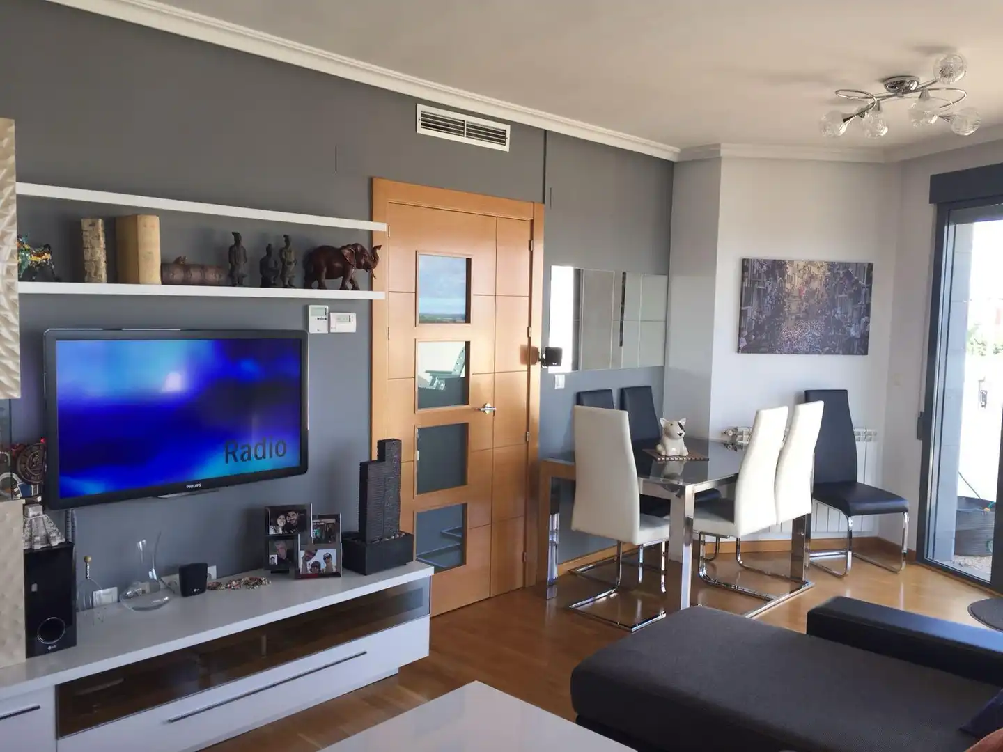 Sala d'estar de Àtic en venda en Albacete amb Aire condicionat, Parquet i Terrassa