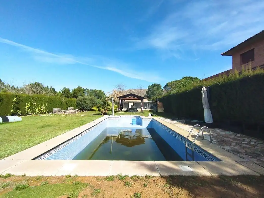 Piscina de Casa o chalet en venta en Muel con Jardín privado y Piscina