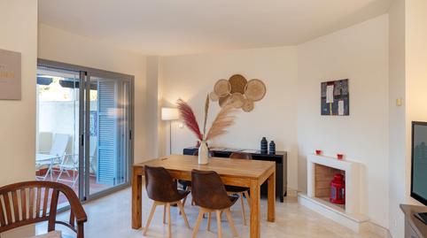 Foto 3 de Casa adosada en venda a Cabopino - Artola, Málaga