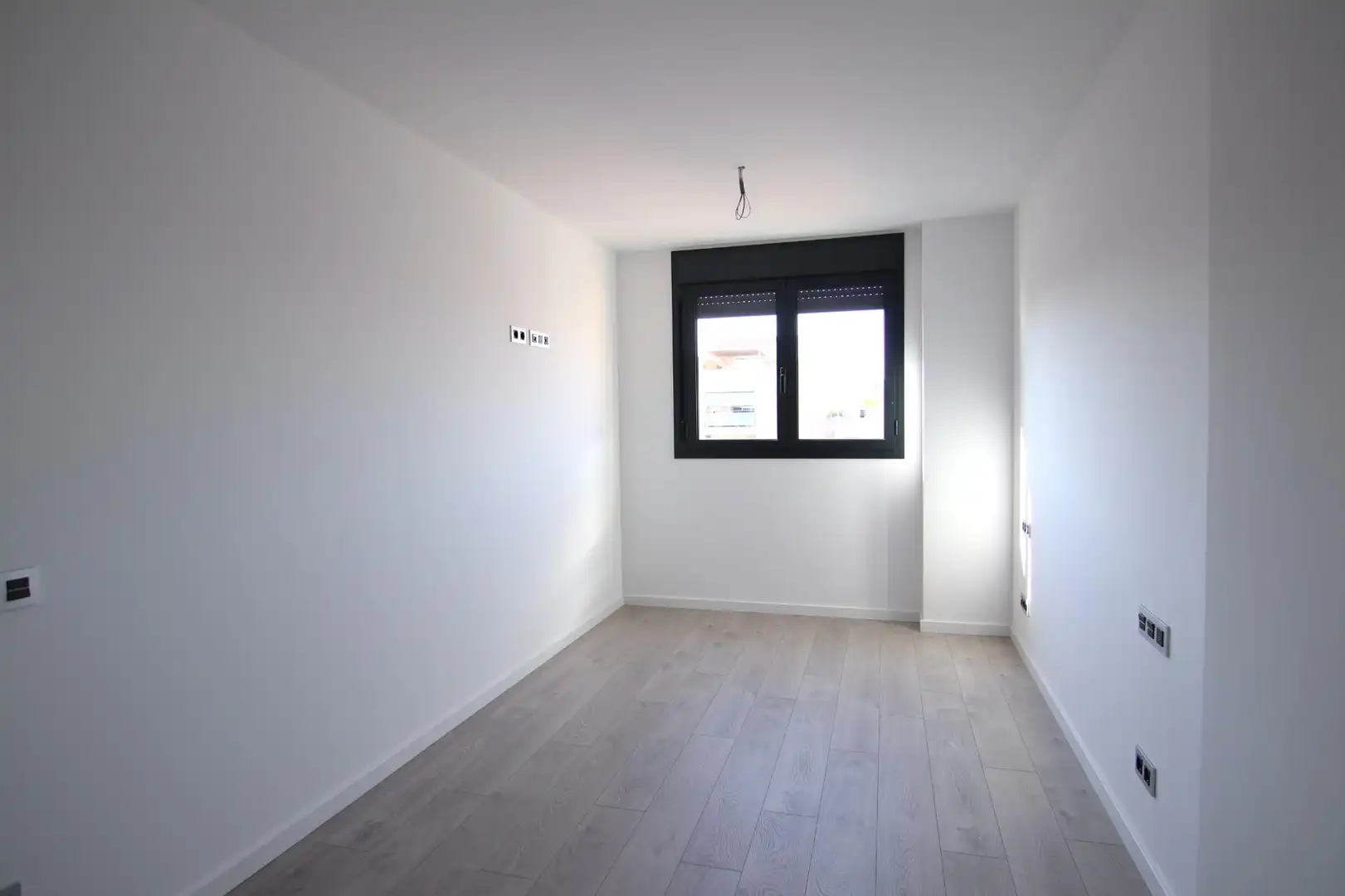 Bedroom of Flat for rent in Sabadell  with Air Conditioner, Heating and Parquet flooring