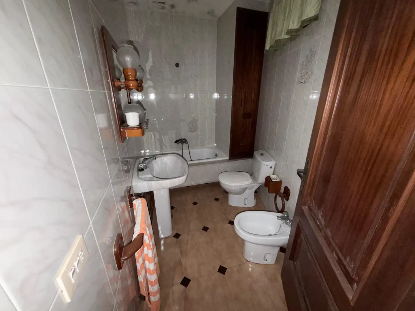 Bathroom of Houses for sale in Rianxo