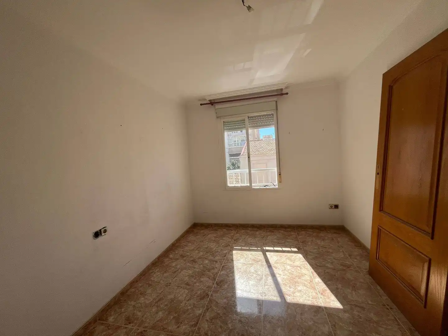 Habitación de Piso en venta en Elche / Elx con Aire acondicionado, Calefacción y Balcón