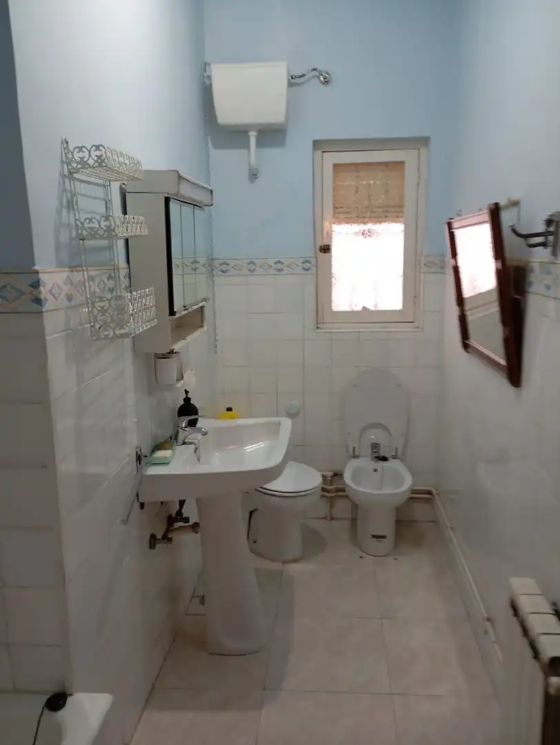 Badezimmer von Haus oder Chalet zum Verkauf in Linares mit Klimaanlage, Heizung und Terrasse