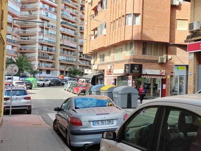 Vista exterior de Pis en venda en Alicante / Alacant amb Terrassa i Balcó