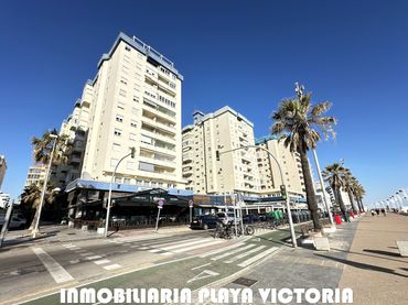 Appartamento con ascensore in vendita a Paseo Marítimo