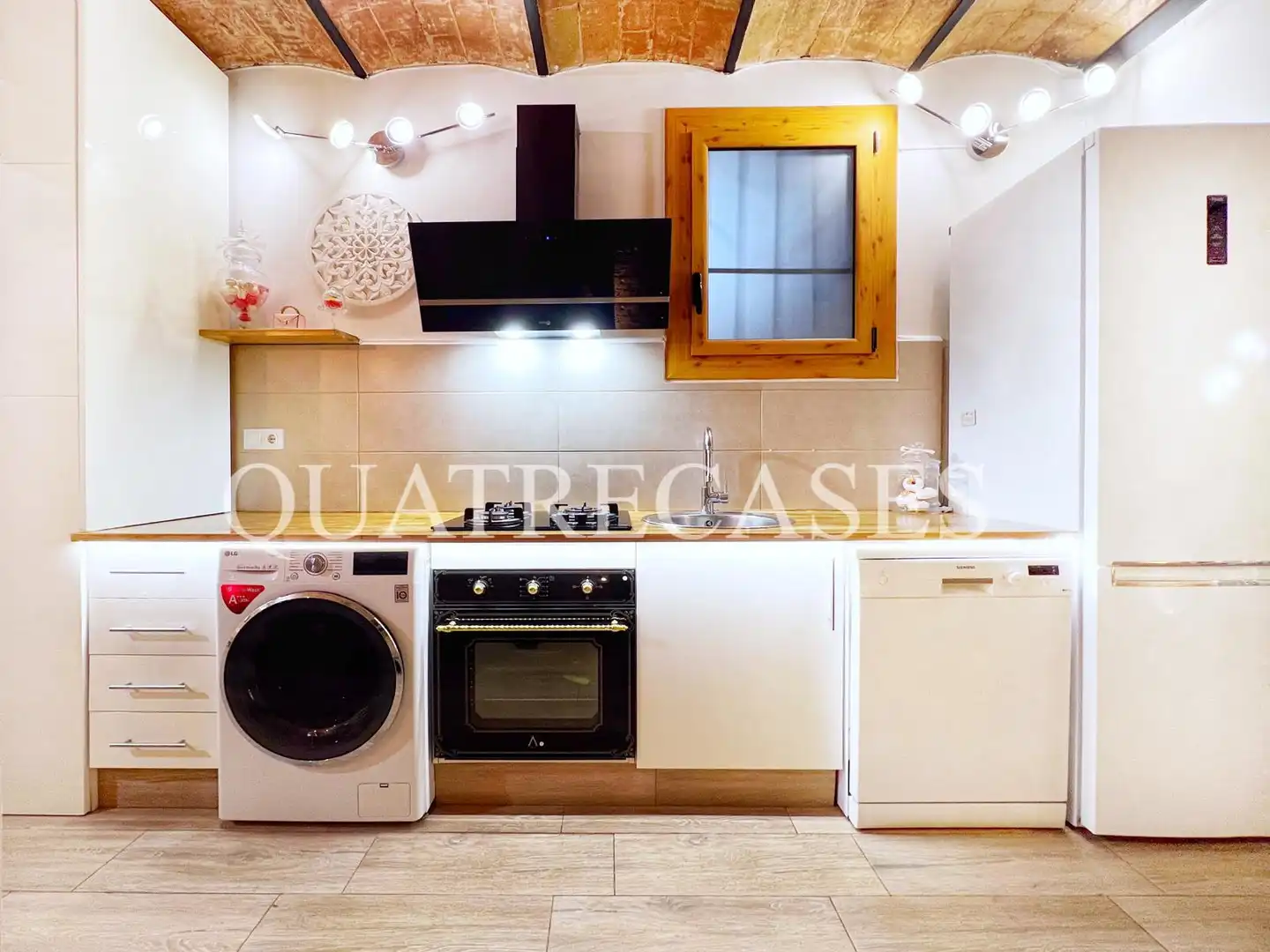 Cocina de Piso en venta en Barcelona con Aire acondicionado, Calefacción y Parquet