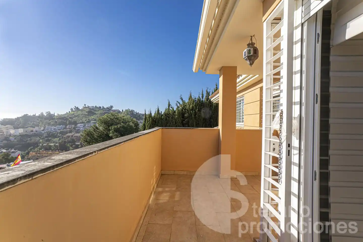 Exterior view of Houses for sale in Málaga  with Air Conditioner, Private garden and Terrace