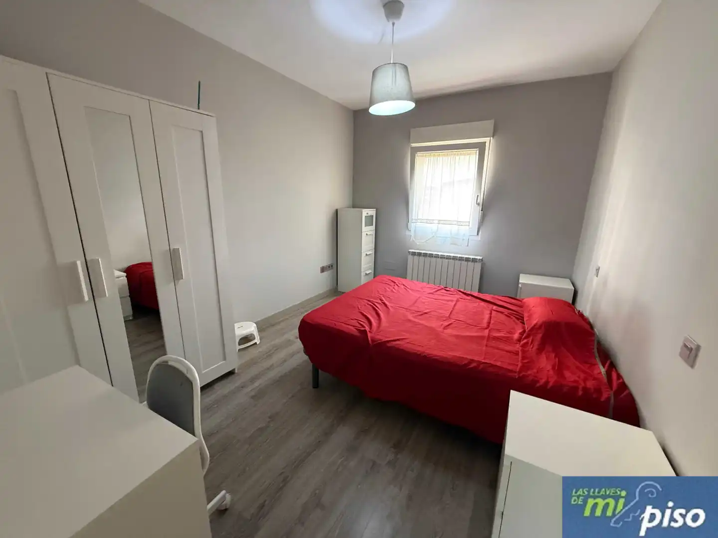 Habitación de Piso de alquiler en Valladolid con Calefacción, Parquet y Amueblado
