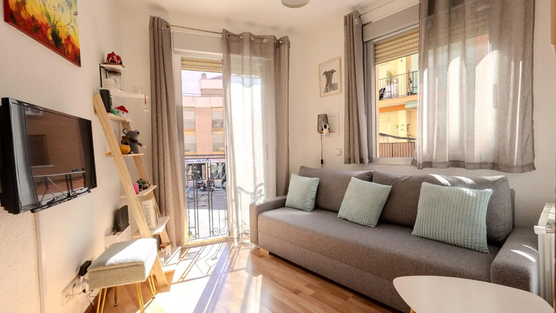 Sala de estar de Piso en venta en  Madrid Capital con Aire acondicionado, Calefacción y Balcón