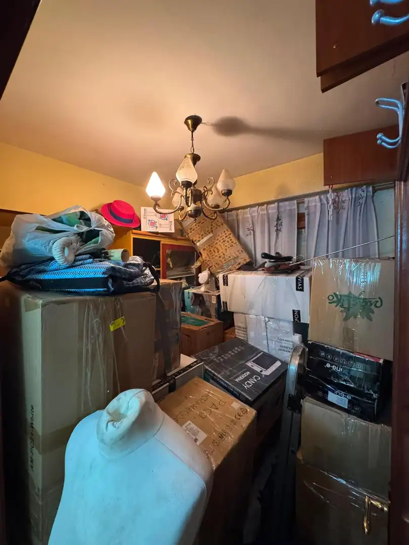 Piso en venta en Torrent con Amueblado y Balcón