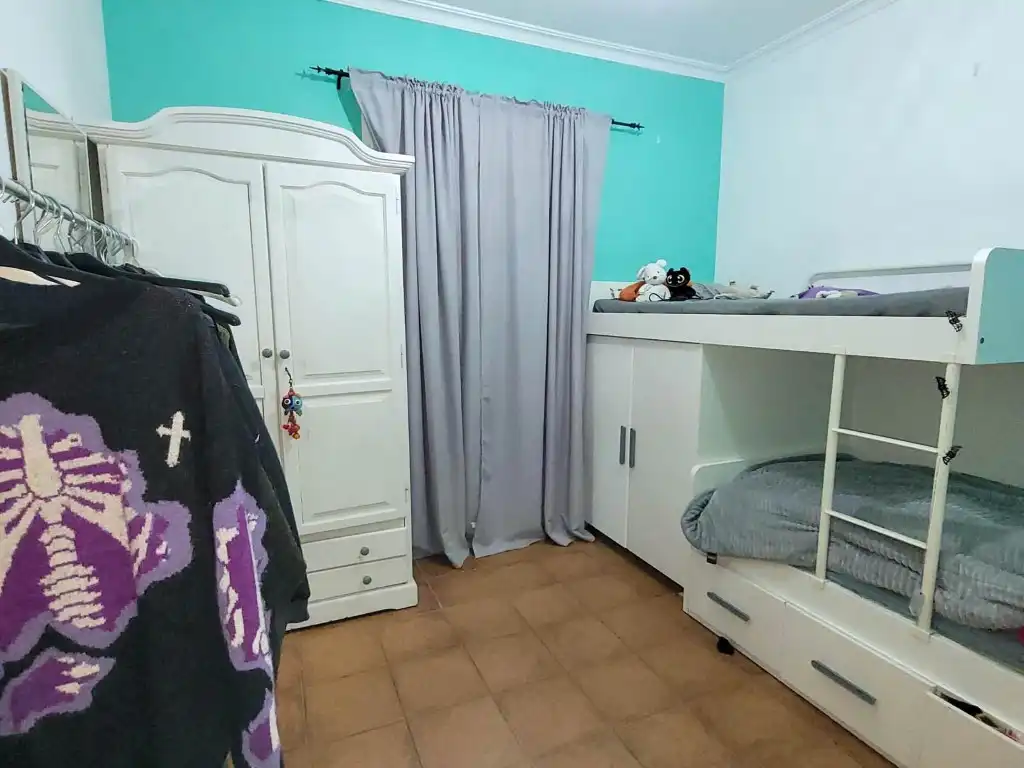 Habitación de Casa o chalet en venta en Brenes