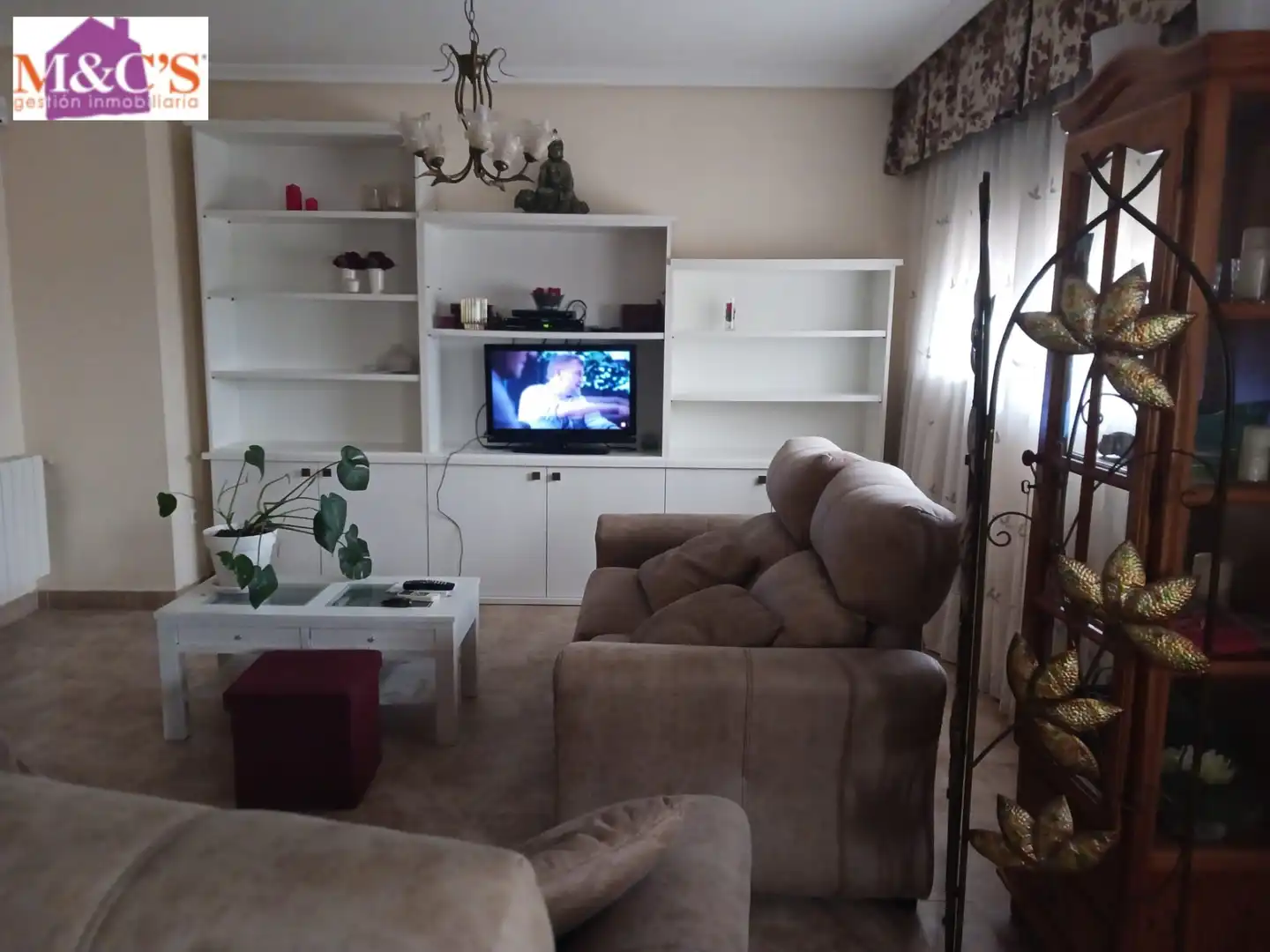 Sala d'estar de Casa o xalet en venda en Puertollano amb Aire condicionat, Calefacció i Traster