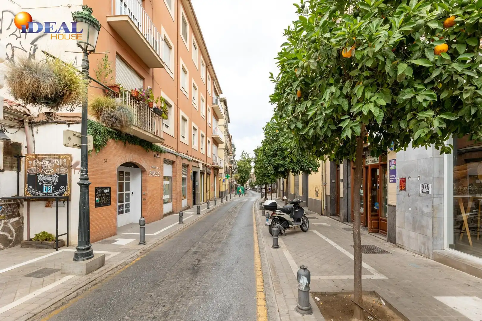 Apartament amb terrassa en venda a Centro