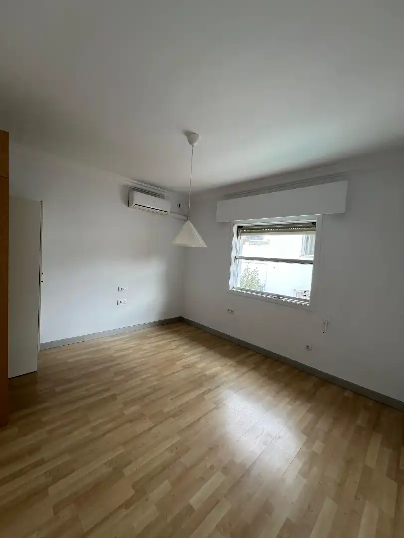 Schlafzimmer von Haus oder Chalet zur Miete in Sevilla mit Klimaanlage, Heizung und Privatgarten