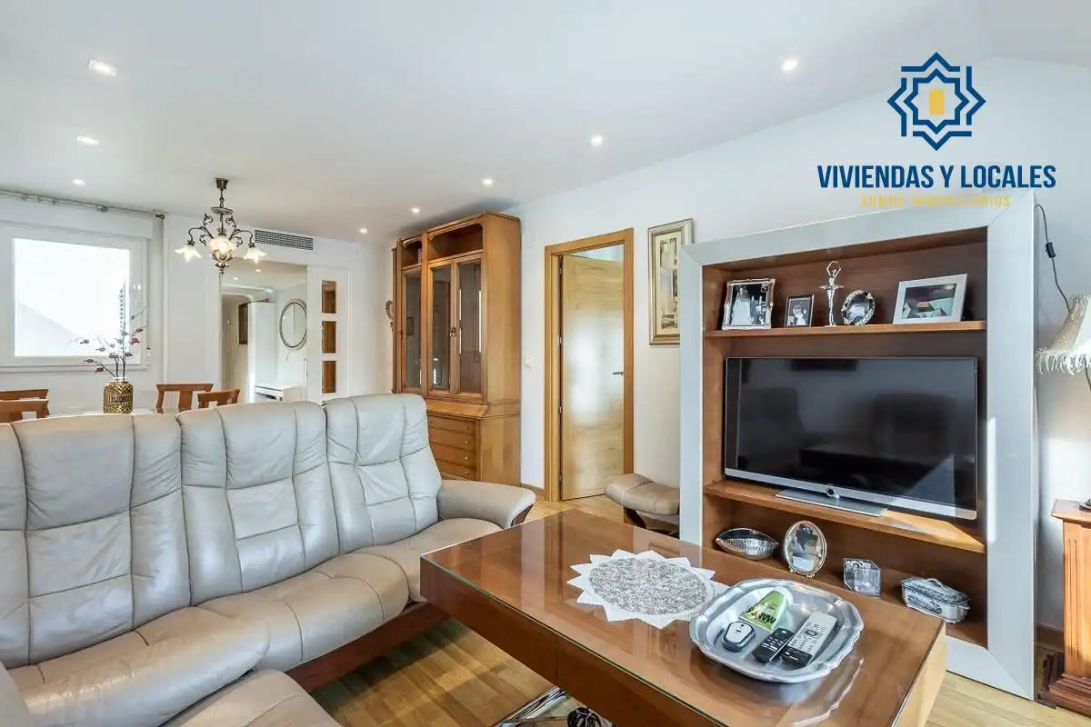 Penthouse with pool for sale in Ogíjares, imagen 7