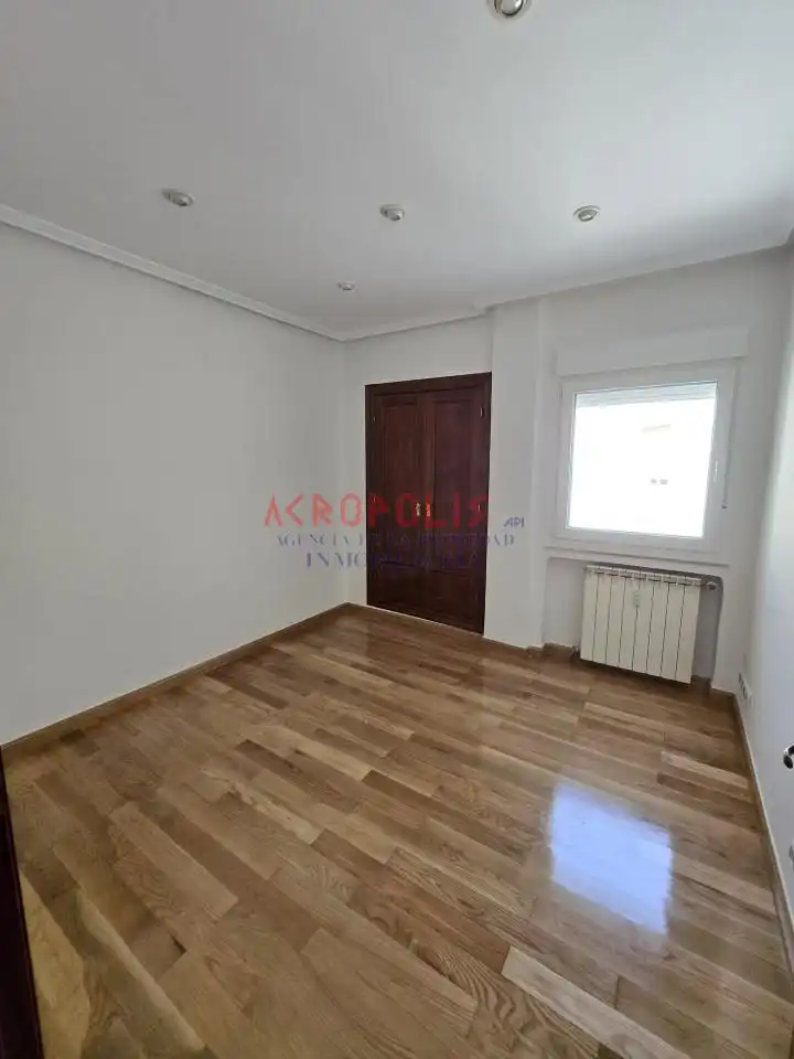 Piso con ascensor en venta en Calle Santa Clara, imagen 8