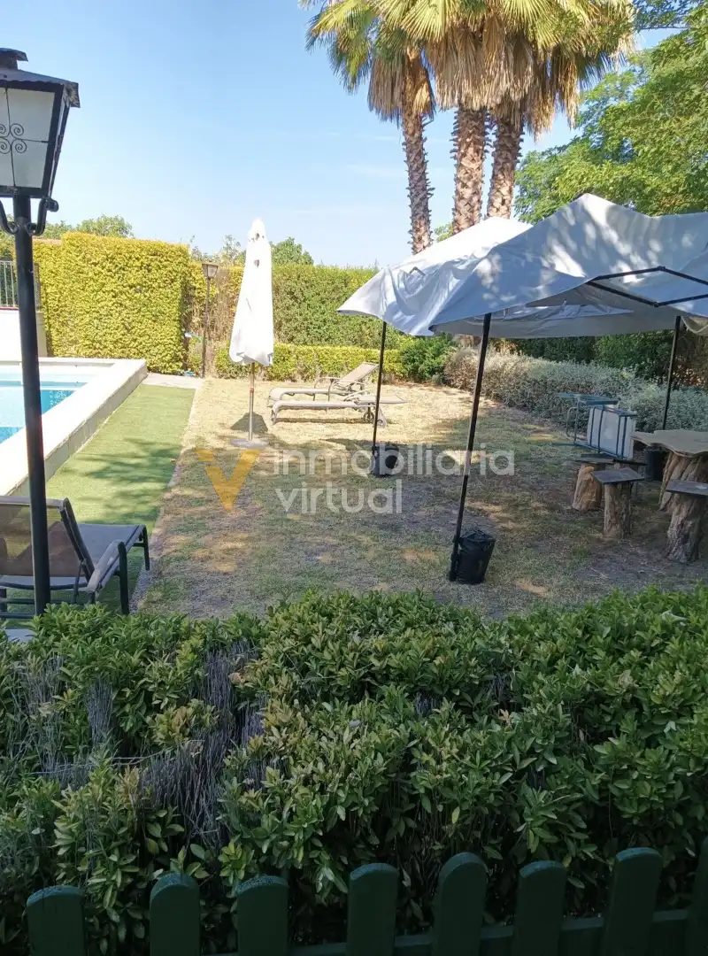 Chalet con piscina en venta en Camino de la Torca, imagen 6