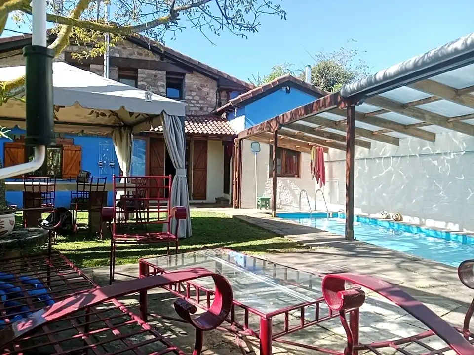 Casa o chalet en venta en Hermandad de Campoo de Suso con Terraza, Piscina y Amueblado