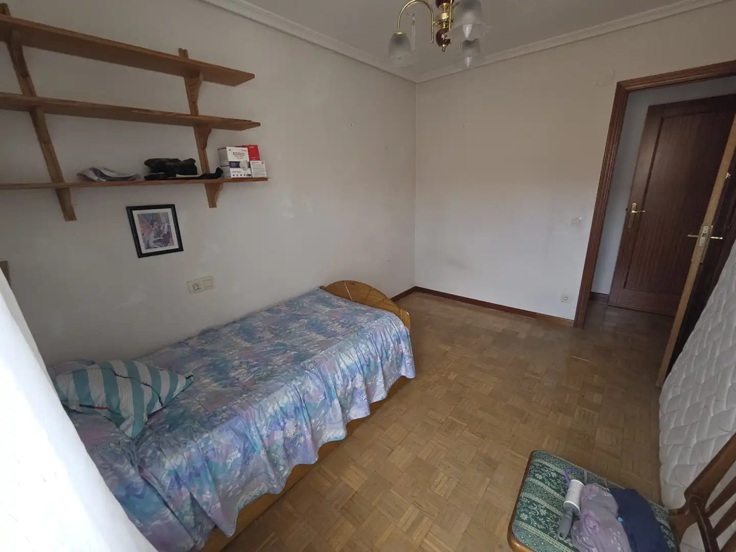 Bedroom of Flat for sale in Salamanca  with Heating, Parquet flooring and Balcony