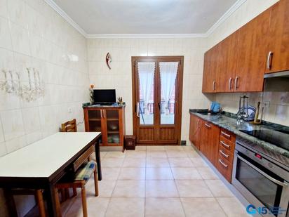 Cuina de Pis en venda en Errenteria amb Moblat i Balcó