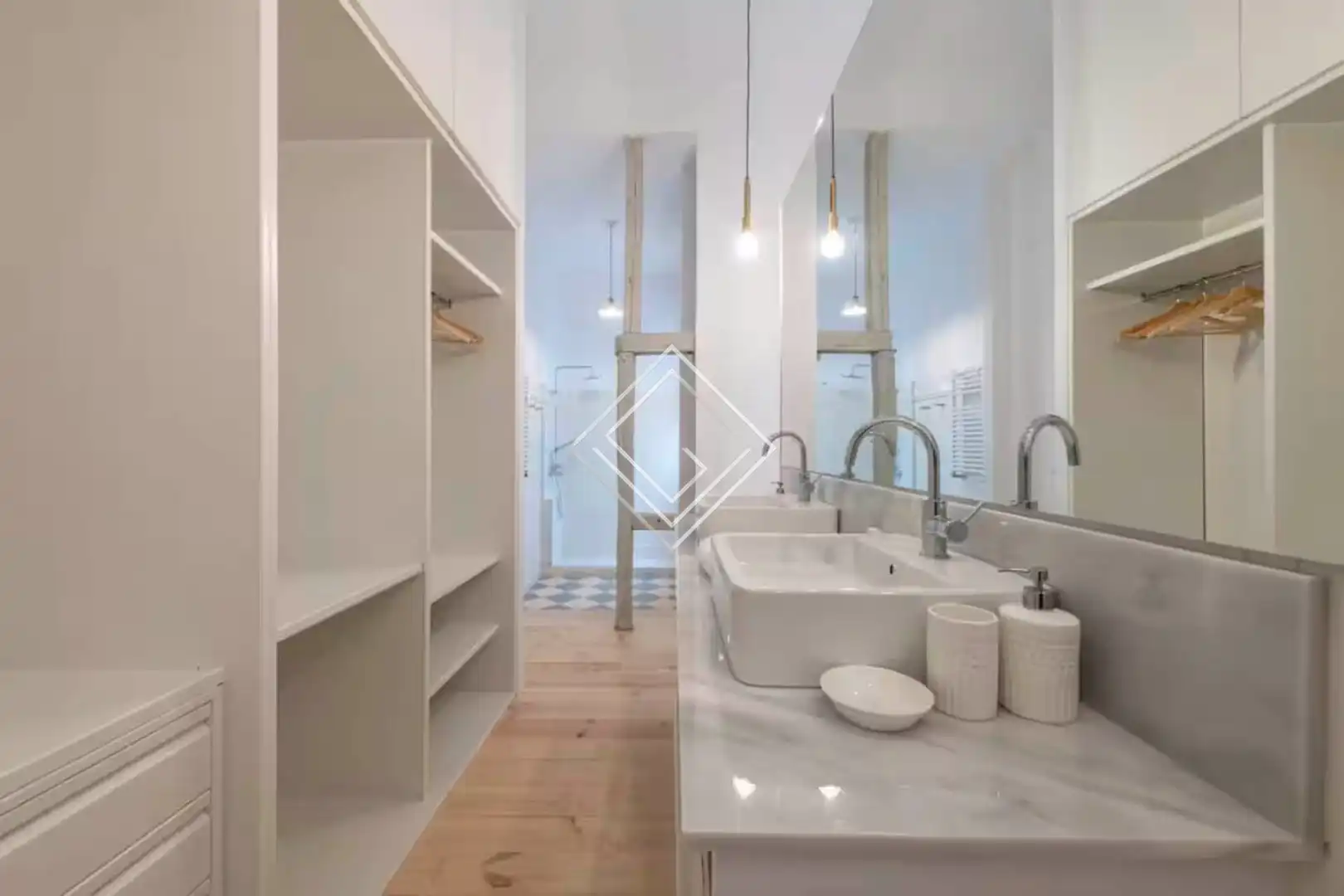 Badezimmer von Wohnung zur Miete in Centro