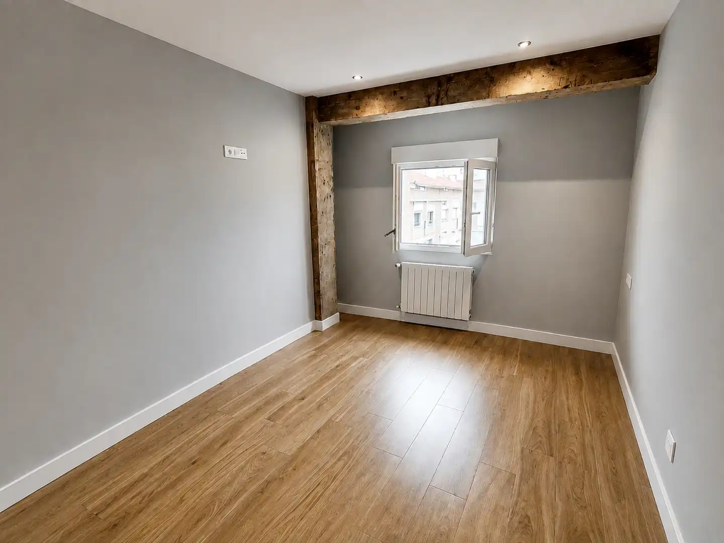 Habitación de Piso de alquiler en Santander con Calefacción, Trastero y Horno