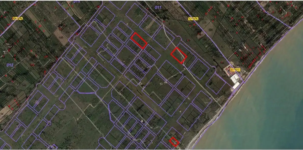 Terreny residencial en venda a Piscinas, imagen 4
