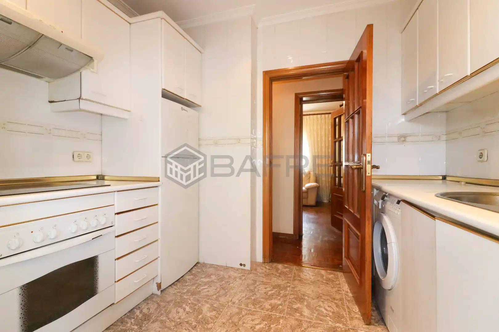 Kitchen of Flat for sale in Madrid  with Air Conditioner, Heating and Private garden