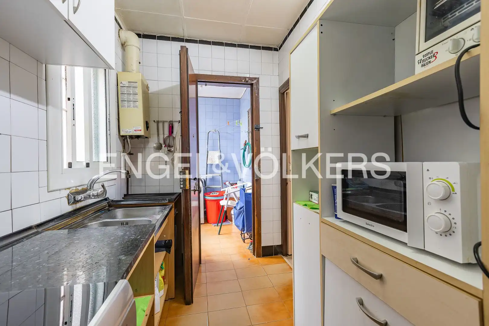 Cocina de Piso en venta en Barcelona con Calefacción y Terraza
