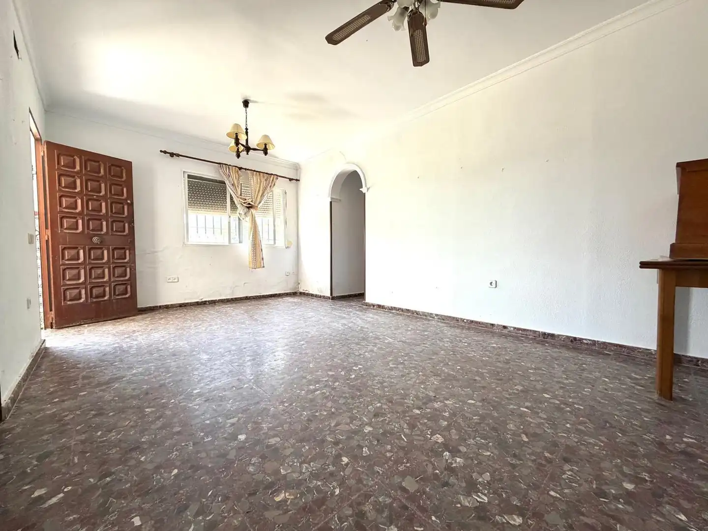 Living room of Houses for sale in El Puerto de Santa María  with Private garden