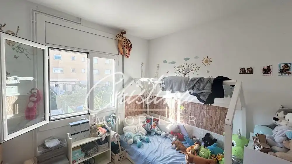 Dormitori de Casa adosada en venda en Santa Cristina d'Aro amb Calefacció i Jardí privat