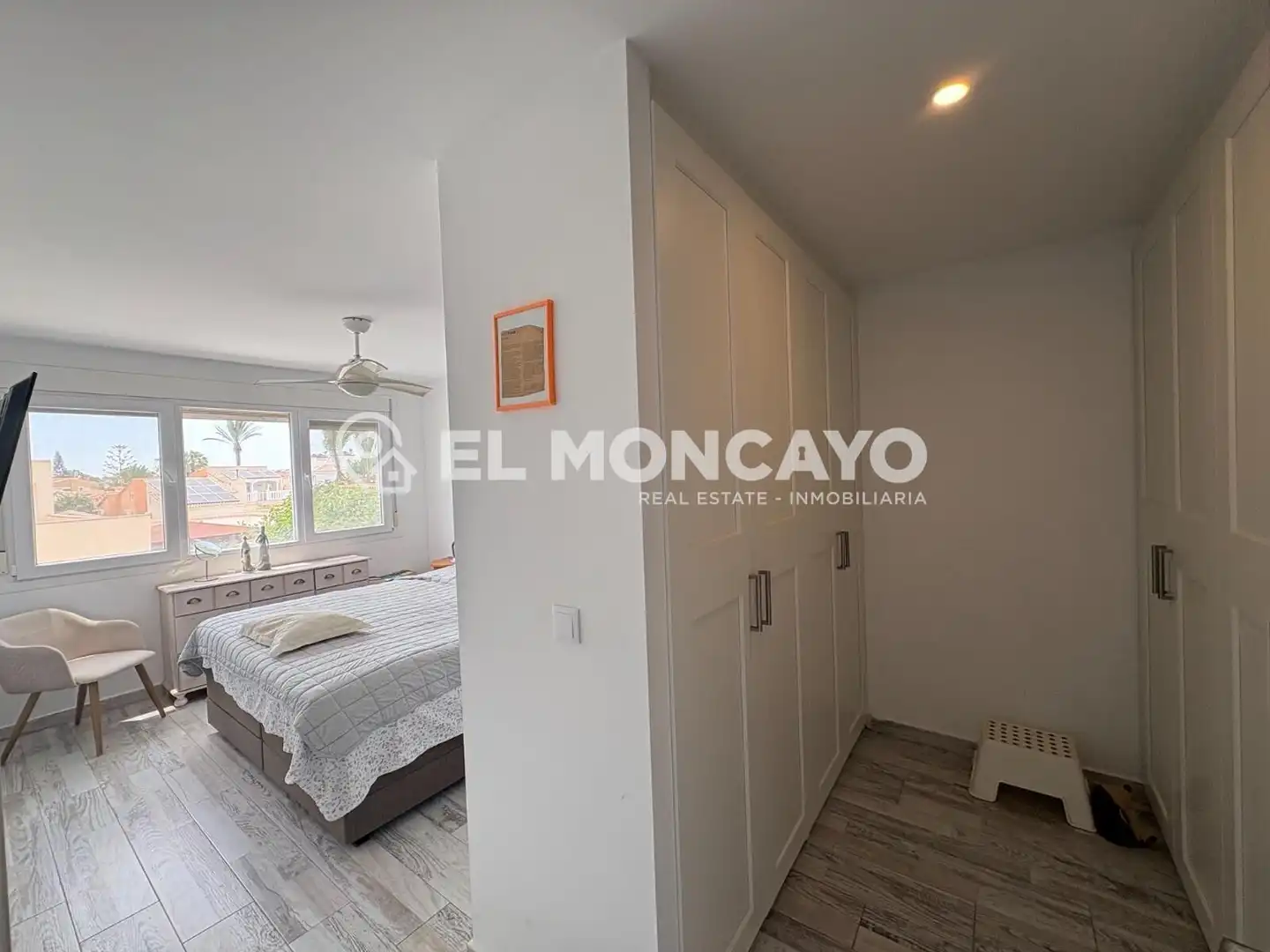 Habitación de Casa o chalet en venta en Torrevieja con Jardín privado, Terraza y Piscina