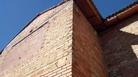 Gran Chalet independiente en parcela totalmente en bruto con tejado totalmente nuevo en el Municipio de Peñarroya-Pueblonuevo con 