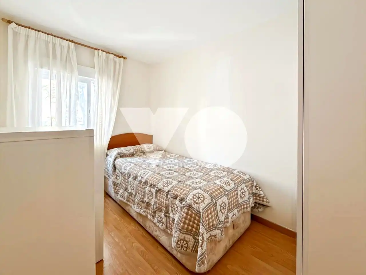 Schlafzimmer von Wohnung zum Verkauf in Madrid mit Klimaanlage und Heizung