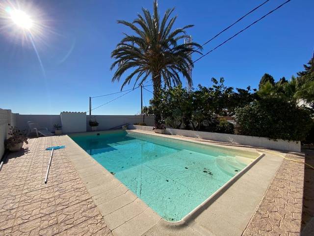 Casa-chalet en Venta en El Bacarot