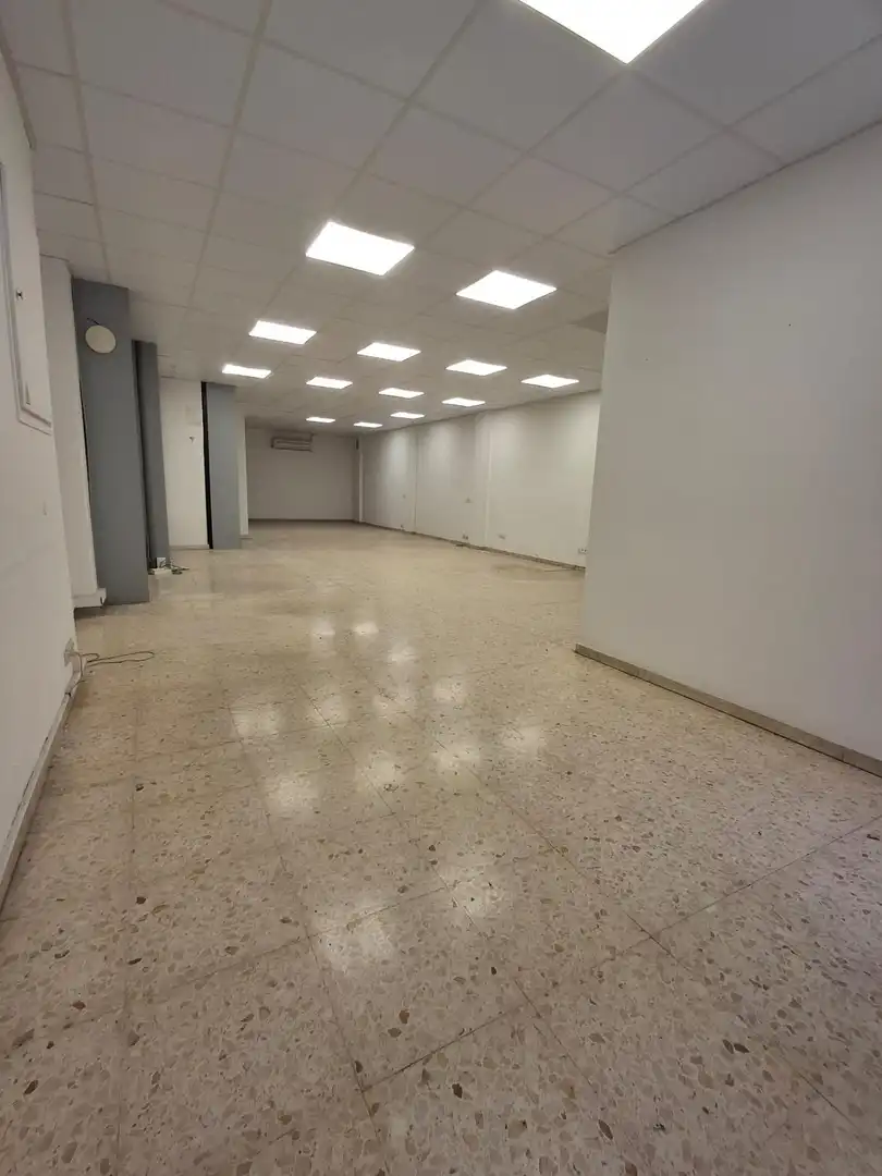 Local comercial en alquiler en Centre, imagen 3