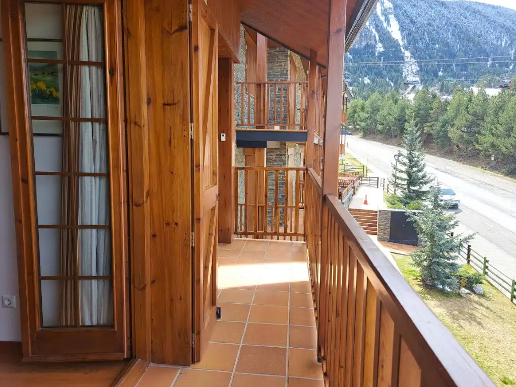 Habitación de Dúplex en venta en Alp con Calefacción, Trastero y Amueblado
